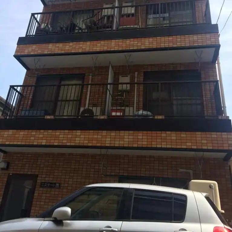 エステート西 外観